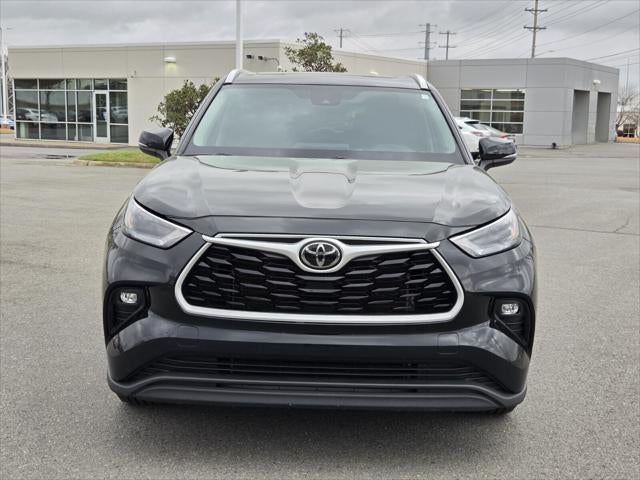 2025 Toyota HIGHLANDER XLE