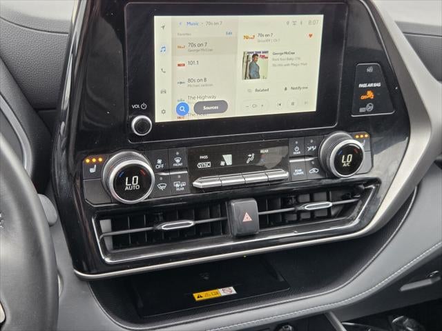 2025 Toyota HIGHLANDER XLE