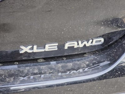 2025 Toyota HIGHLANDER XLE