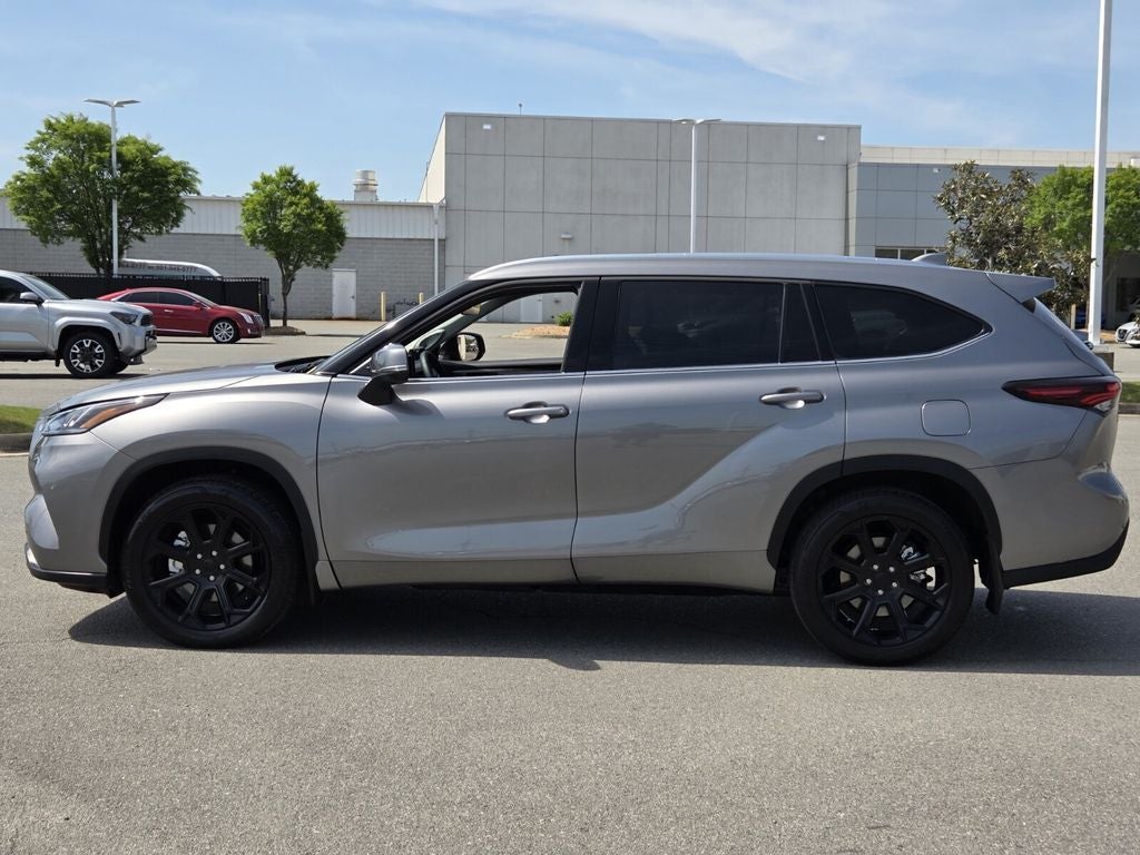 2026 Toyota HIGHLANDER Limited