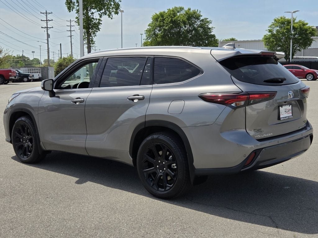 2026 Toyota HIGHLANDER Limited
