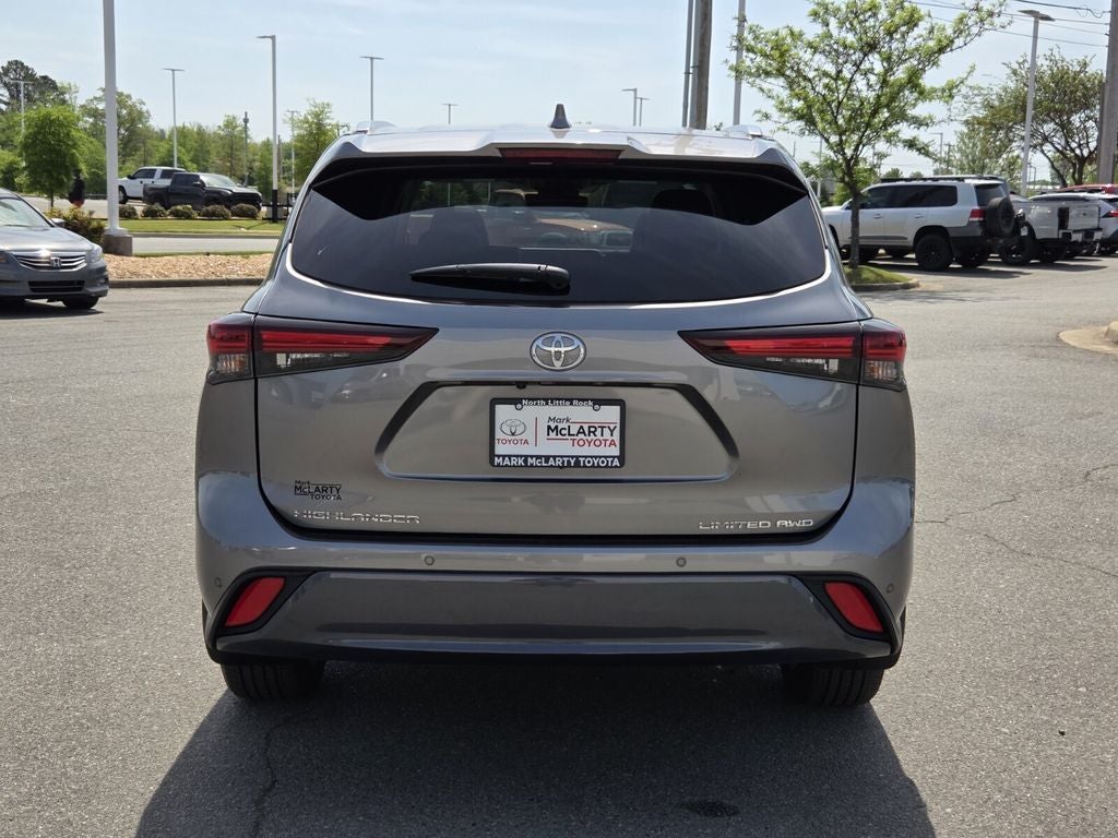 2026 Toyota HIGHLANDER Limited