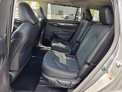 2026 Toyota HIGHLANDER Limited