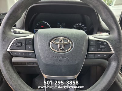 2021 Toyota Sienna LE 8 Passenger
