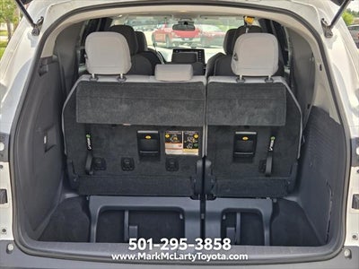 2021 Toyota Sienna LE 8 Passenger