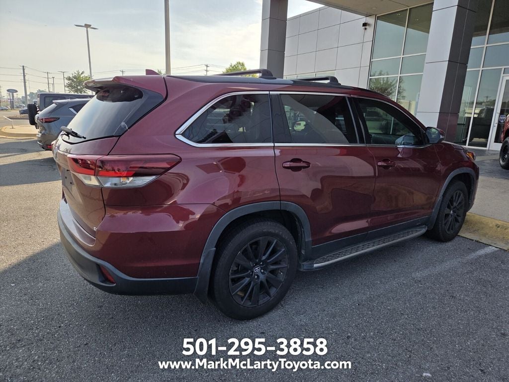 2019 Toyota Highlander SE