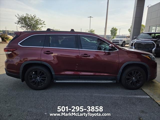 2019 Toyota Highlander SE