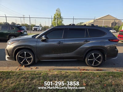 2022 Toyota Highlander XSE