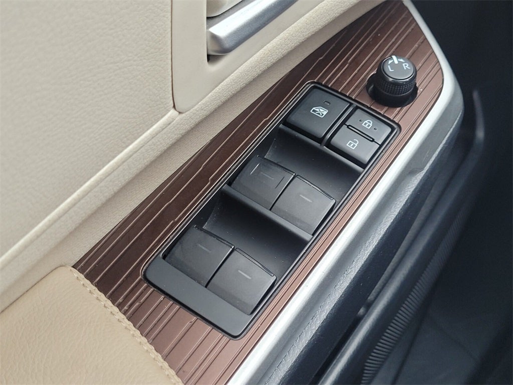 2021 Toyota Sienna XLE 7 Passenger