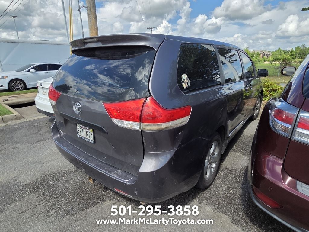 2014 Toyota Sienna L 7 Passenger