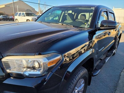 2017 Toyota TACOMA SR5 SR5