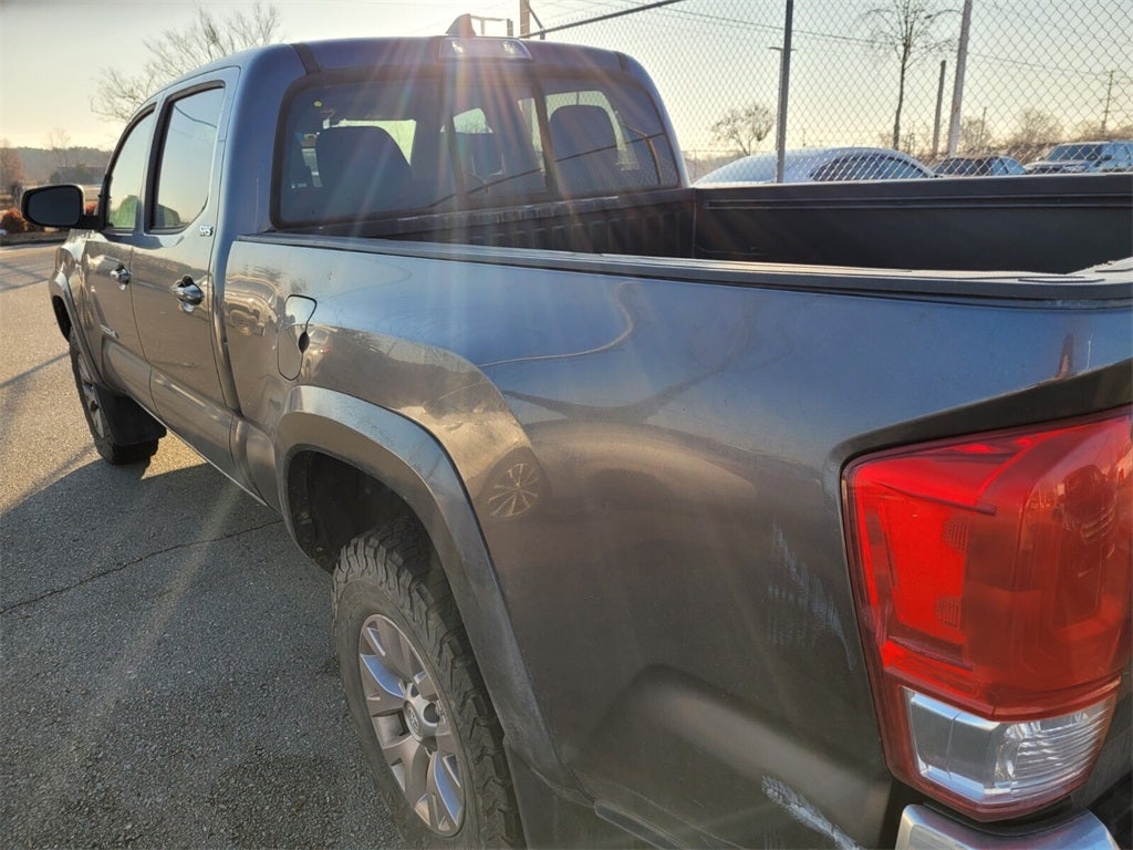 2017 Toyota TACOMA SR5 SR5