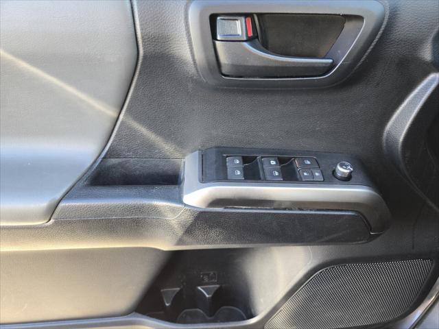 2017 Toyota TACOMA SR5 SR5