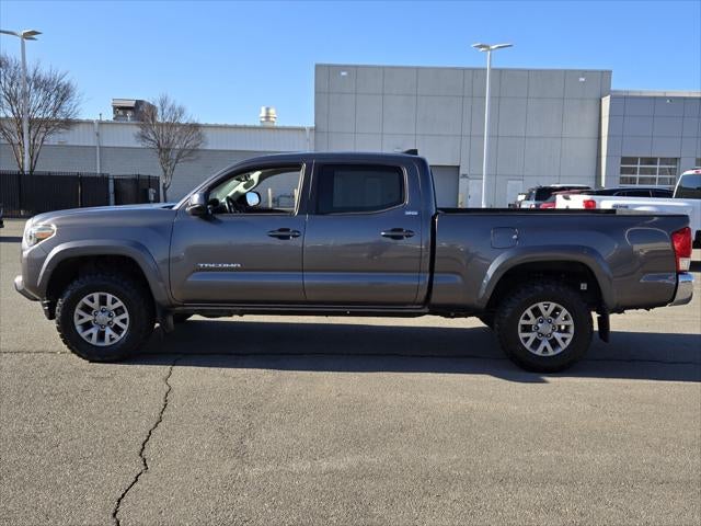 2017 Toyota TACOMA SR5 SR5