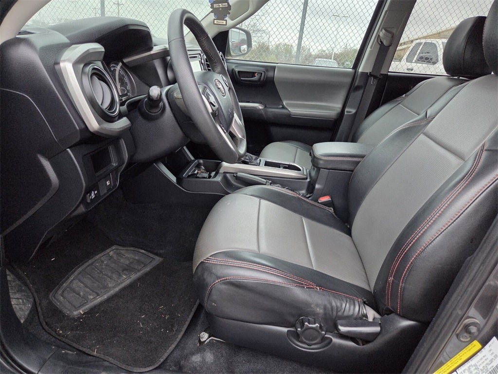 2018 Toyota TACOMA SR5 SR5 V6