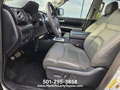 2017 Toyota TUNDRA 4X4 SR5