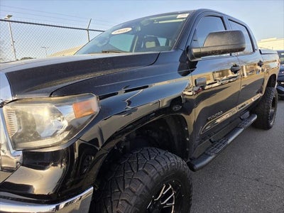 2020 Toyota TUNDRA 4X2 SR5