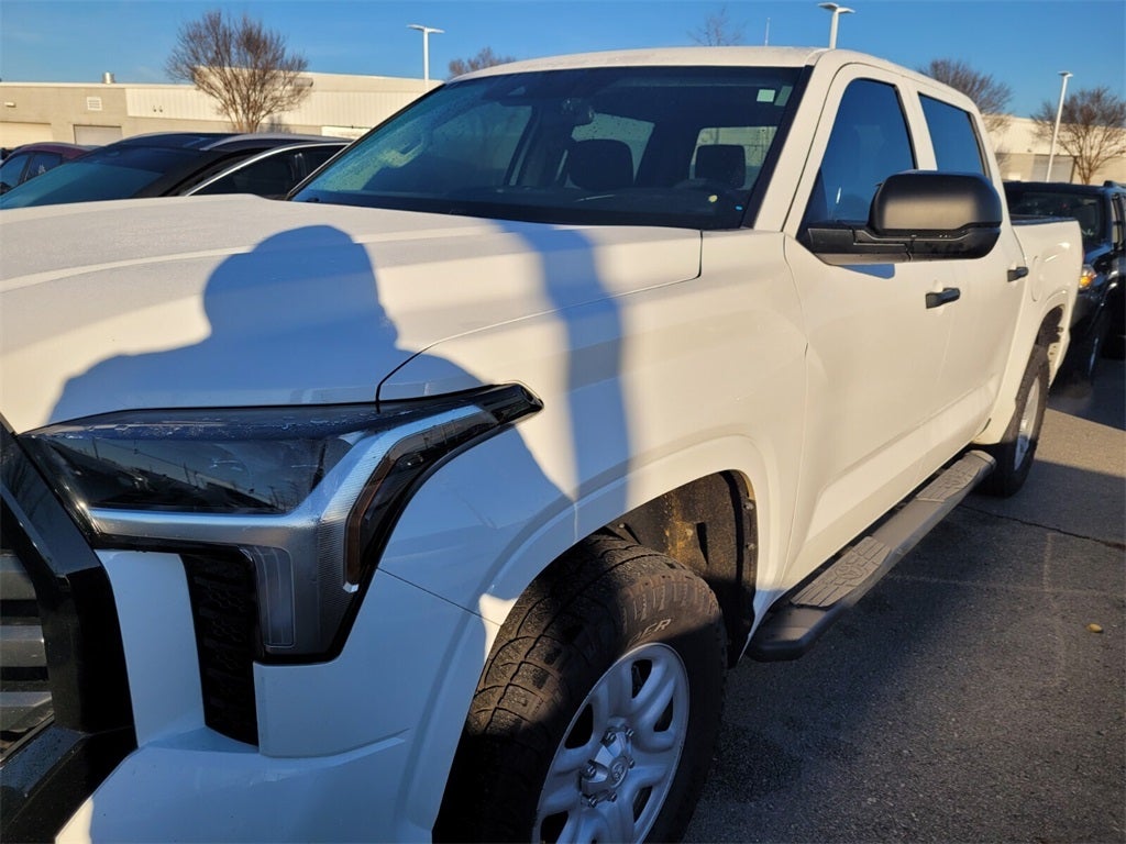 2023 Toyota TUNDRA 4X4 SR