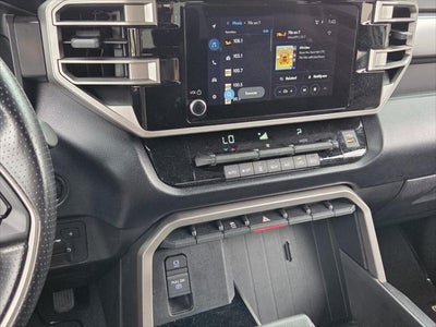 2025 Toyota TUNDRA 4X2 SR5
