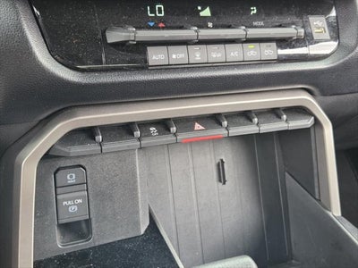 2025 Toyota TUNDRA 4X2 SR5