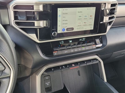 2025 Toyota TUNDRA 4X4 SR5