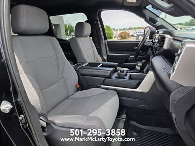 2025 Toyota TUNDRA 4X4 SR5