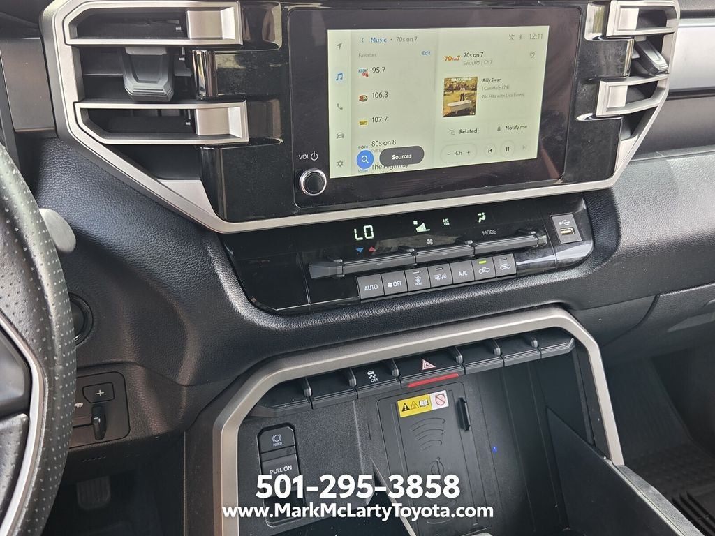 2025 Toyota TUNDRA 4X4 SR5