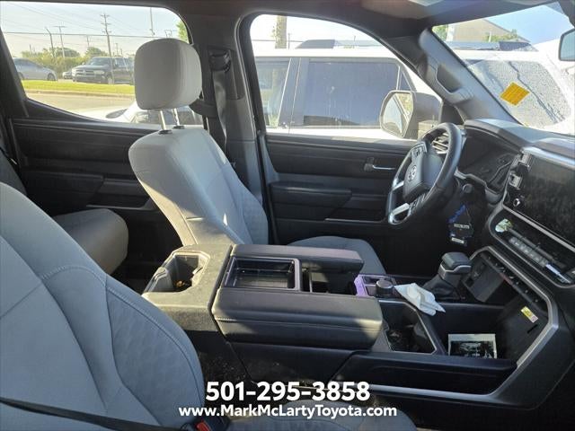 2025 Toyota TUNDRA 4X4 SR5