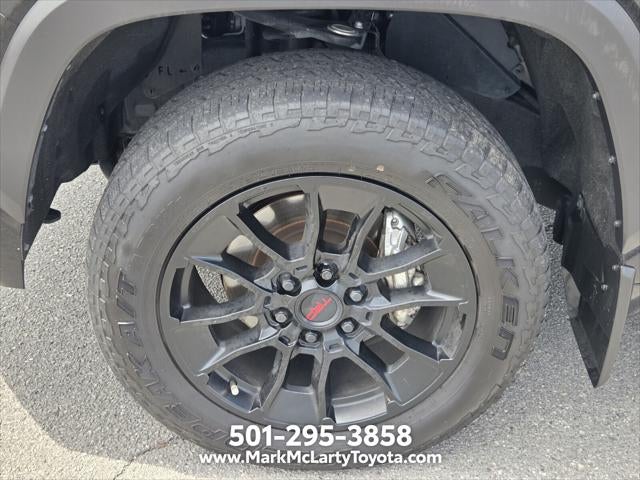 2025 Toyota TUNDRA 4X4 SR5