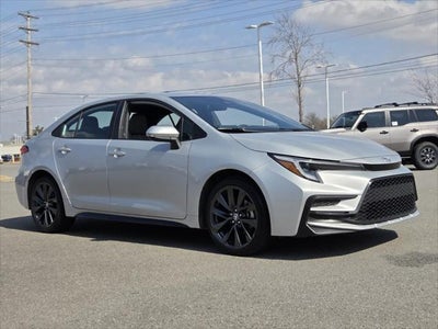 2025 Toyota COROLLA SE