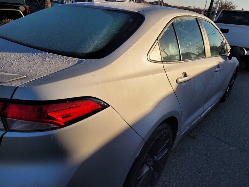 2024 Toyota COROLLA SE