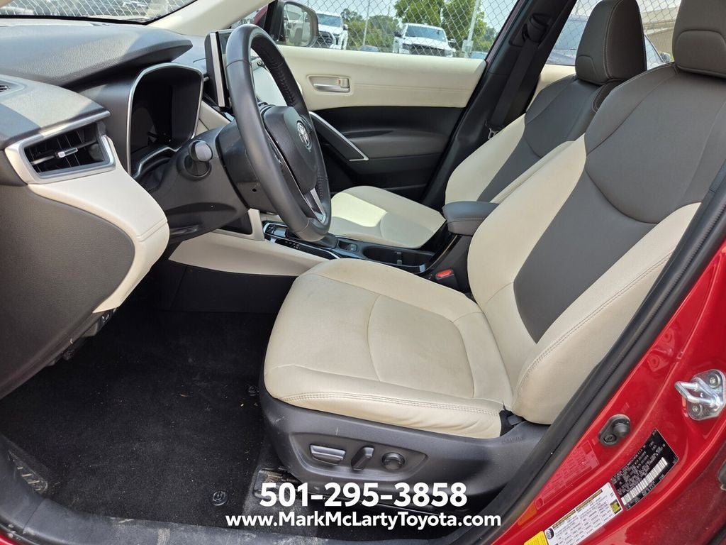 2024 Toyota Corolla Cross XLE
