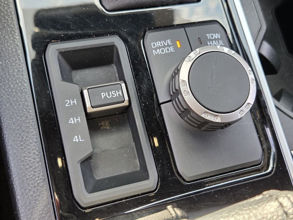 2025 Toyota SEQUOIA 4WD SR5