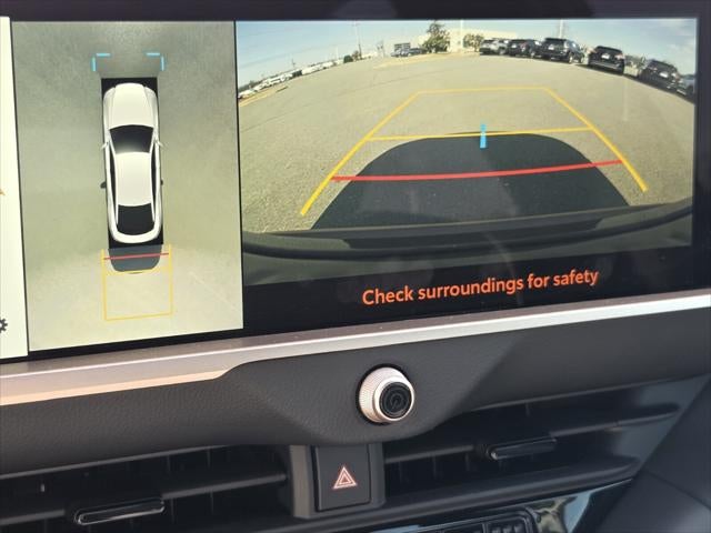 2025 Toyota CROWN Platinum