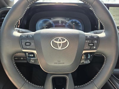 2025 Toyota CROWN Platinum