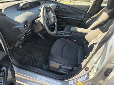 2022 Toyota PRIUS LE