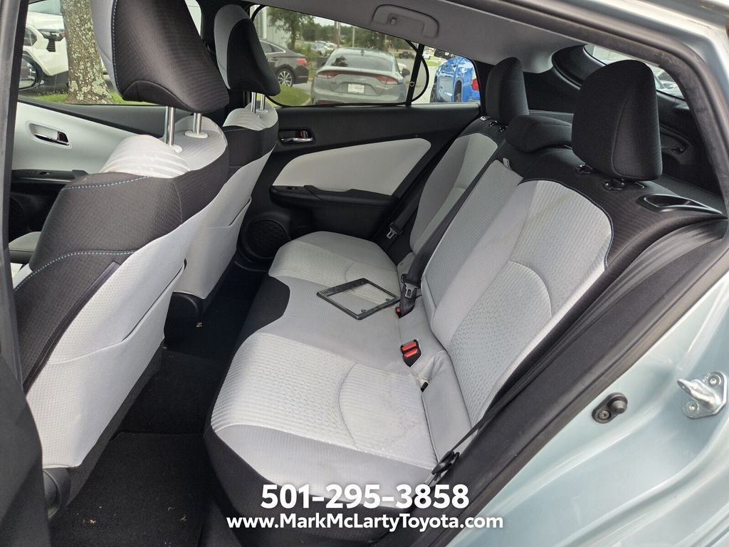 2016 Toyota Prius Three