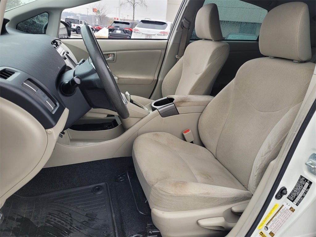 2014 Toyota PRIUS Two