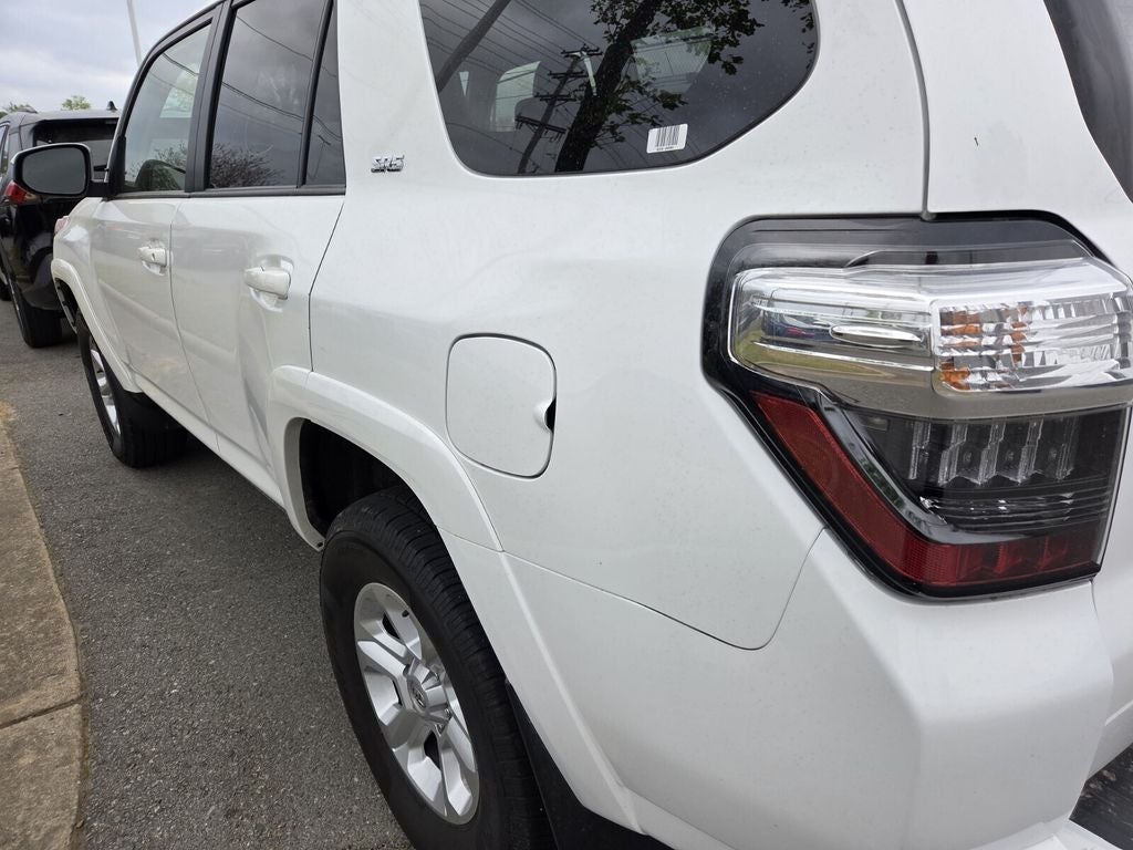 2024 Toyota 4RUNNER SR5