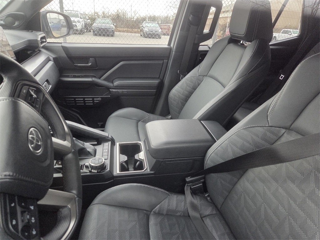 2025 Toyota 4RUNNER TRD Off-Road Premium