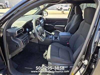 2025 Toyota 4RUNNER SR5