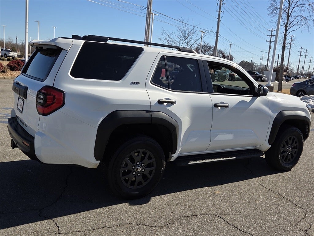 2025 Toyota 4RUNNER SR5