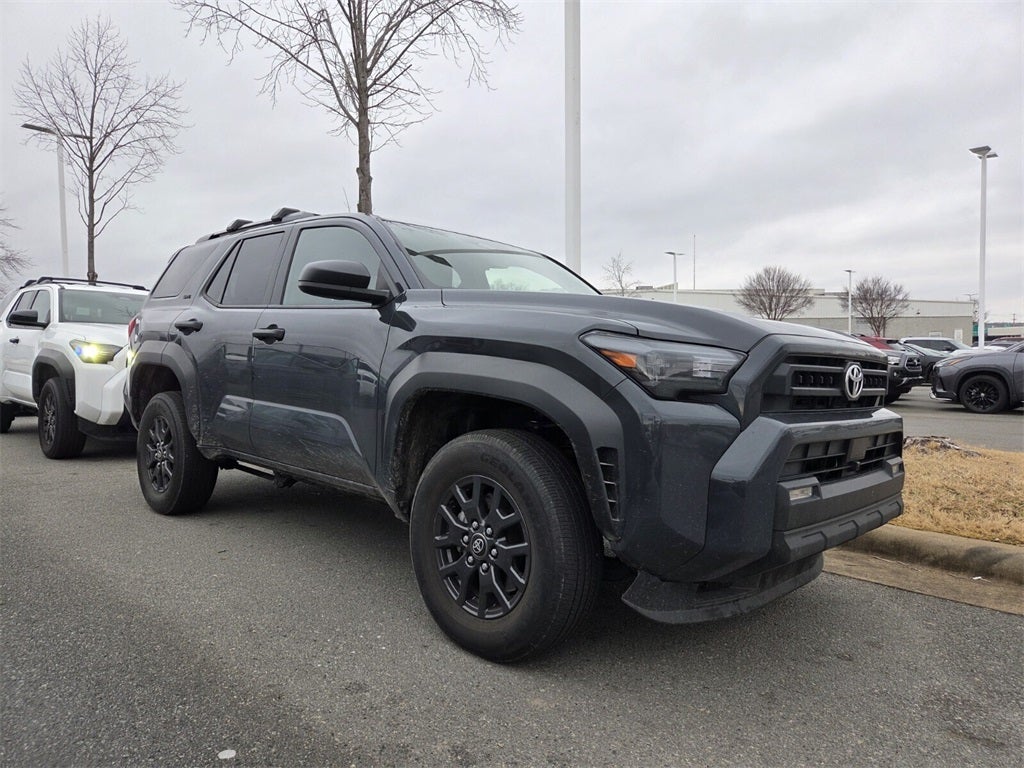 2025 Toyota 4RUNNER SR5