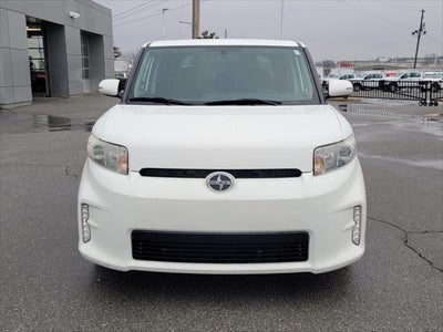 2014 Scion SCION XB Base