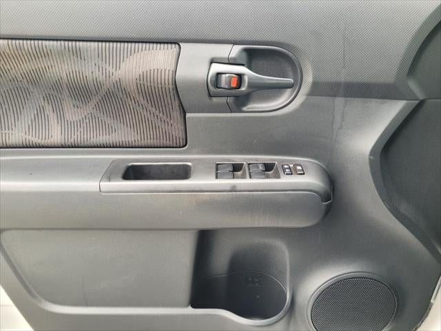 2014 Scion SCION XB Base