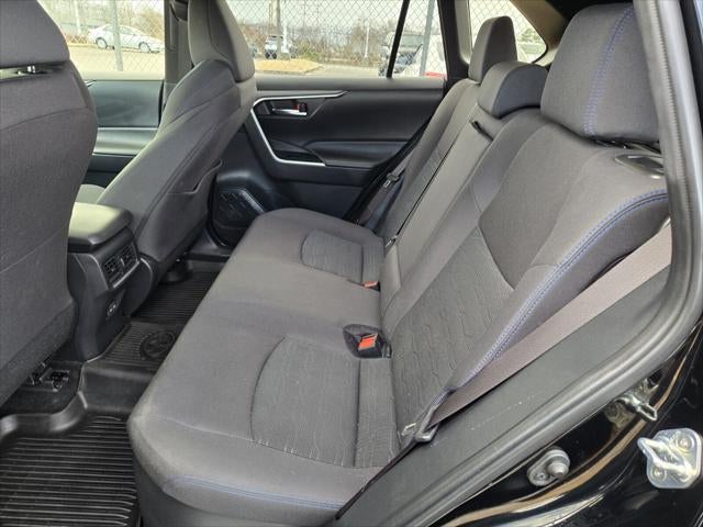 2023 Toyota RAV4 HYBRID SE