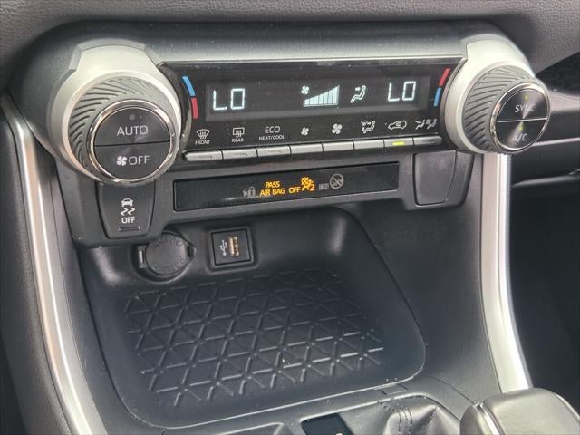 2023 Toyota RAV4 HYBRID SE