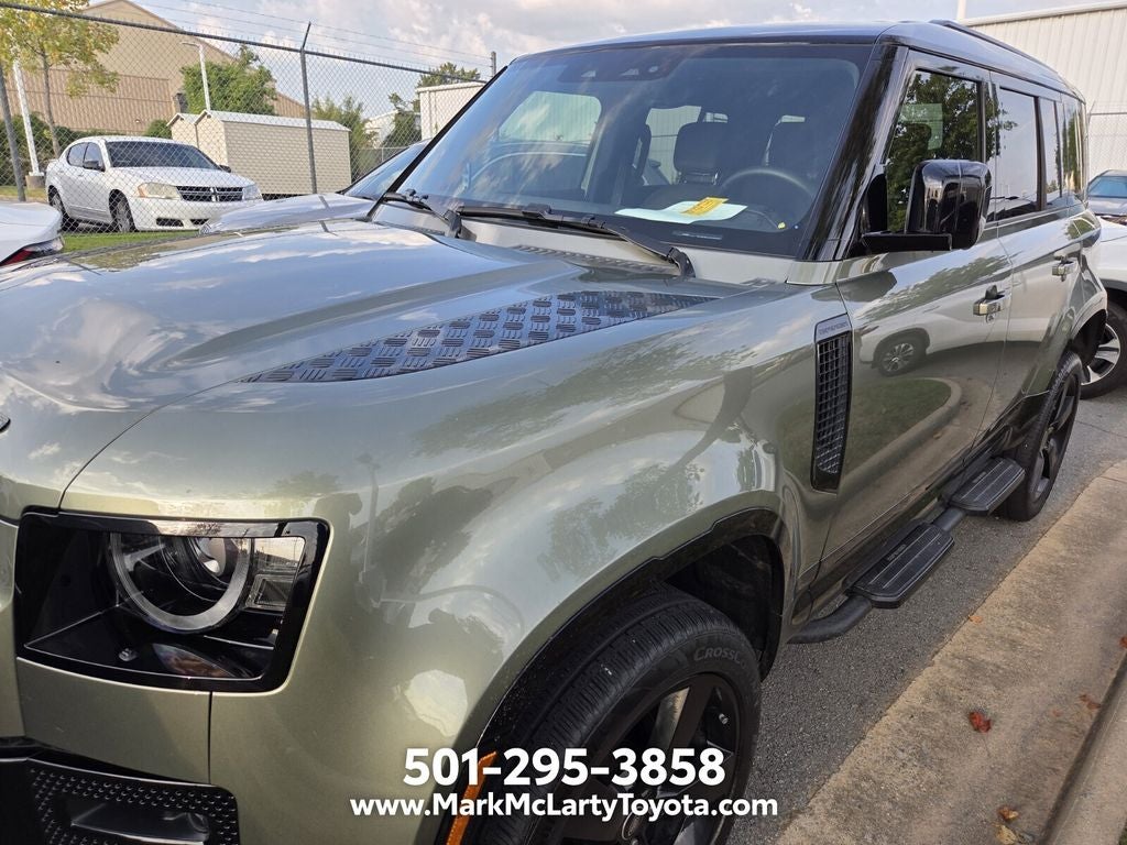 2025 Land Rover Defender X-Dynamic SE