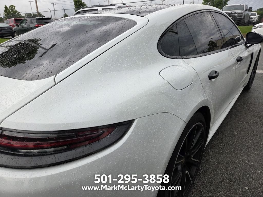 2019 Porsche Panamera GTS