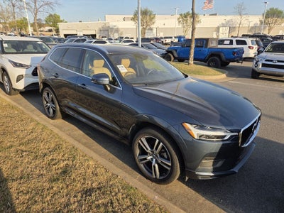 2020 Volvo XC60 T5 Momentum